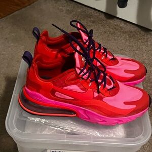 Nike Women's Bold Red and Pink Sneakers